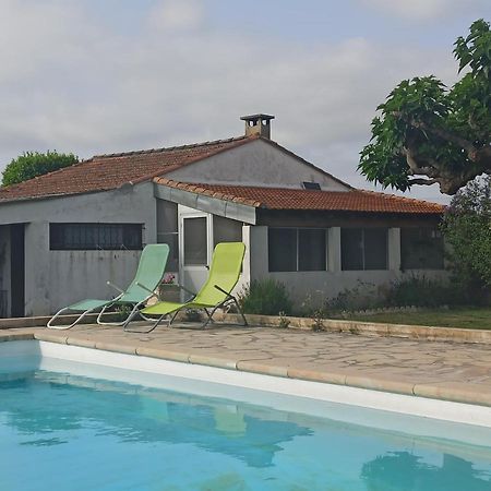 Chalet Typique Au Coeur De La Petite Camargue Villa Vauvert Exterior photo